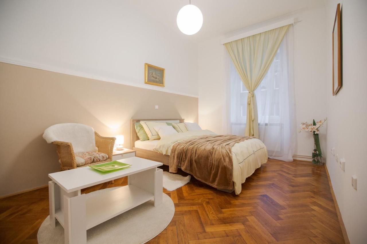 Apartman Manja Zagreb Ngoại thất bức ảnh